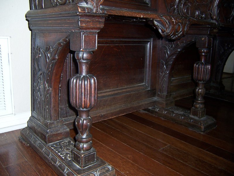 A Very Fine 19th Century Carved Oak Choir Bench