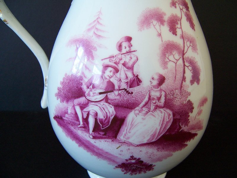 An Exceptional 18th Century Meissen Coffee Pot