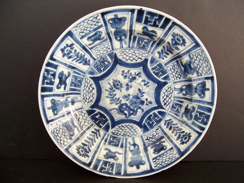 Rare Kangxi Kraak Style Blue and White Dish  ca 1680