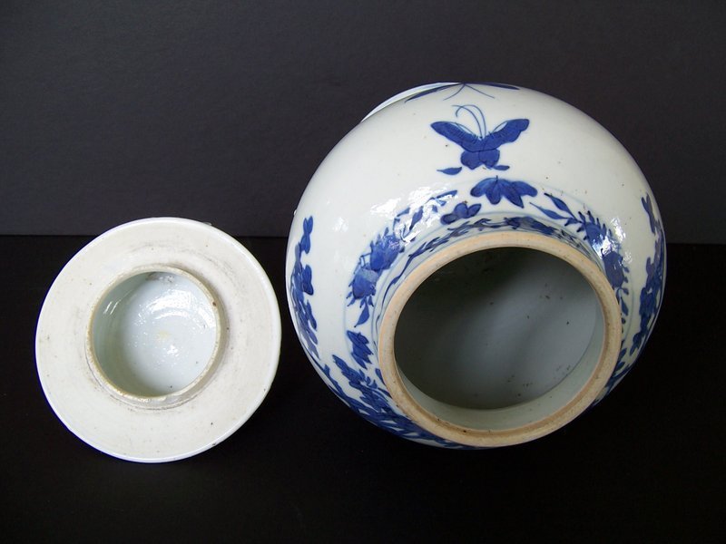 An Elegant 19th Century Blue and White Baluster Jar