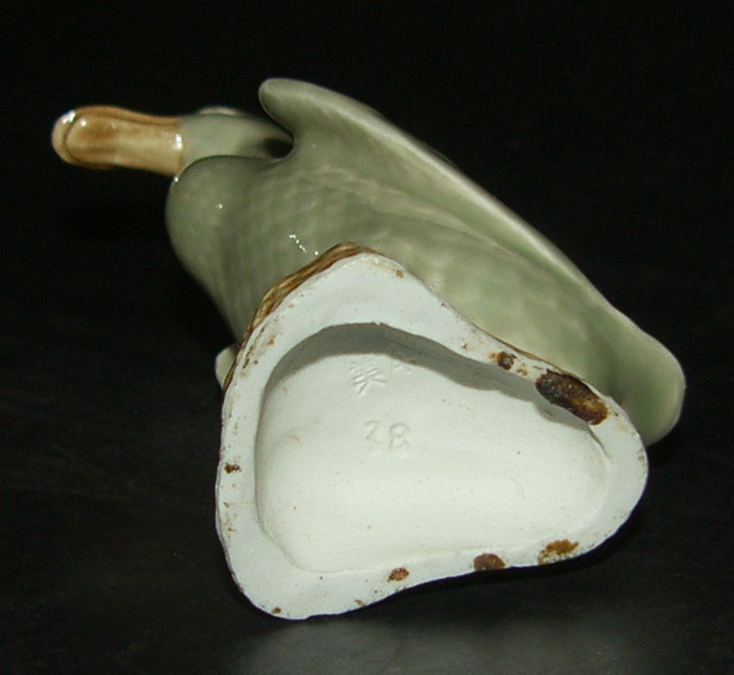 Chinese Porcelain Duck, Republic 1912 - 1949