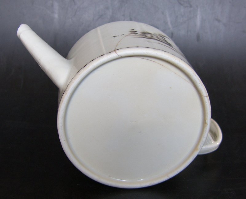 Teapot European sepia motif, Qianlong (1736–1795)
