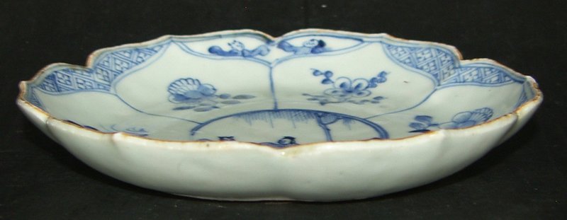 Lotus form plate, Kangxi ( 1662 - 1722 )