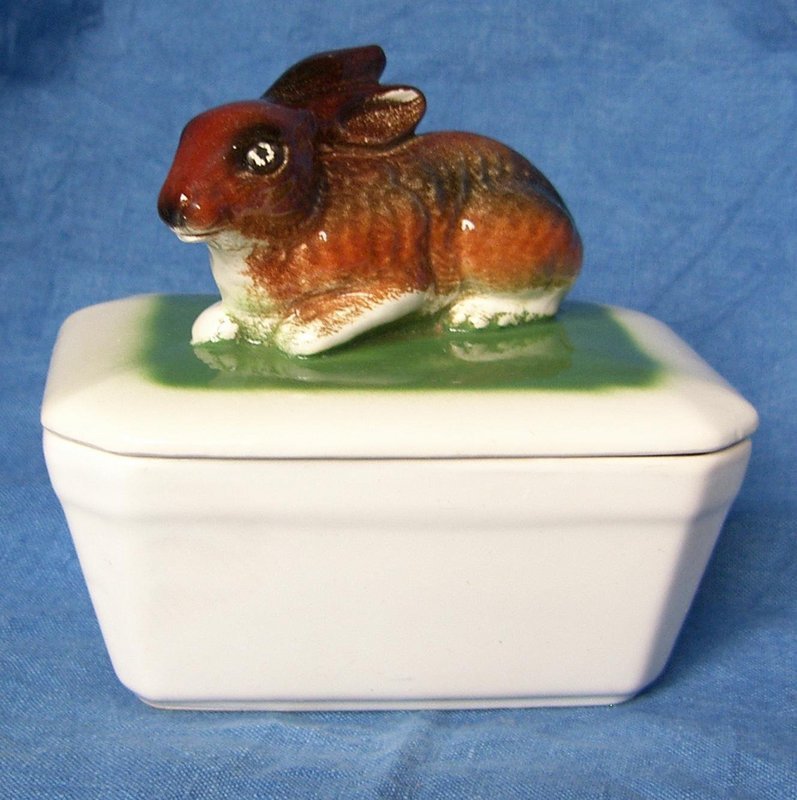 Rabbit Butter Jar, around 1800