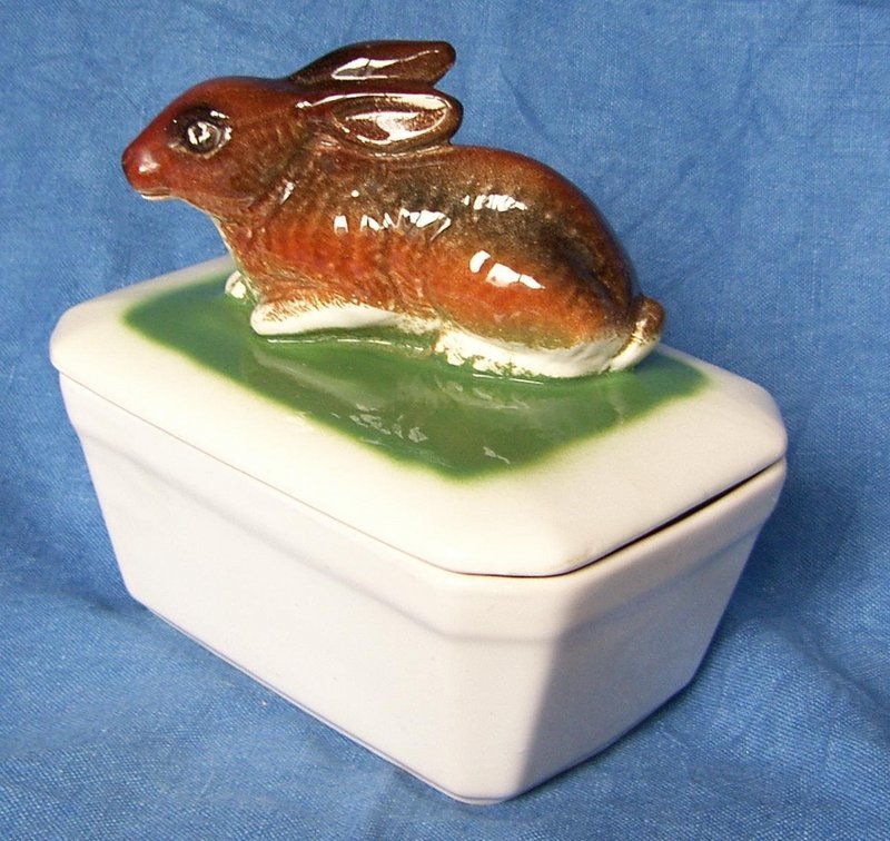 Rabbit Butter Jar, around 1800