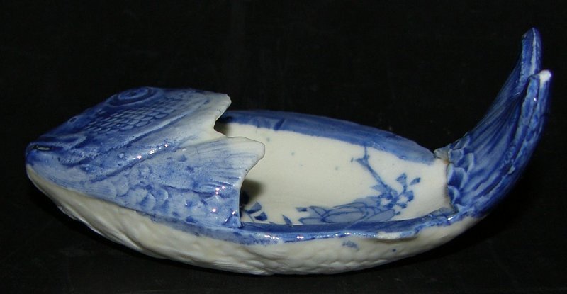 Canton Fish bowl in underglaze blue. 1850 - 1900