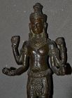 Khmer cast bronze Vishnu. Cambodge 12th century