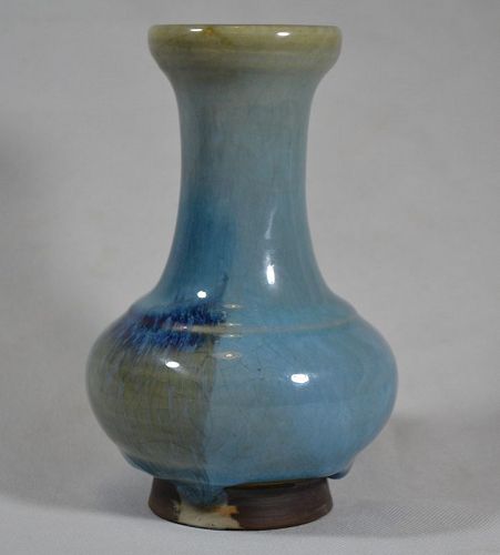 Chinese stoneware vase, Jun ware. Song or Jin period.