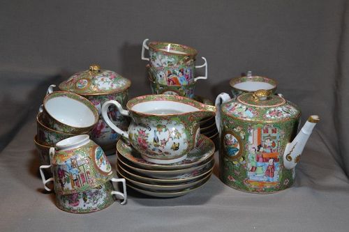 Chinese porcelain tea service. Canton style. Chinese work 19th century