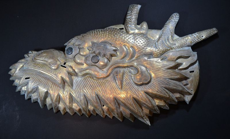 Colossal dragon in gilded embossed copper. China 19th century