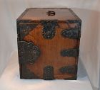 Wooden and iron chest cabinet. Japanese work from the 16th century. Mu