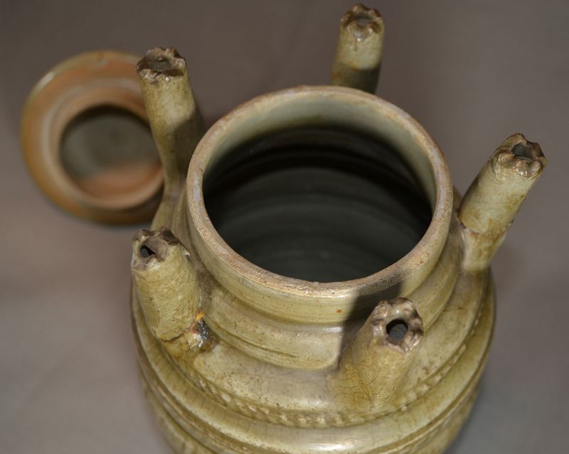 Celadon ceramic urn. China Song period 11-12th century.