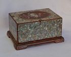 Lacquer box applied with mother-of-pearl. Korea Joseon Dynasty. 19th