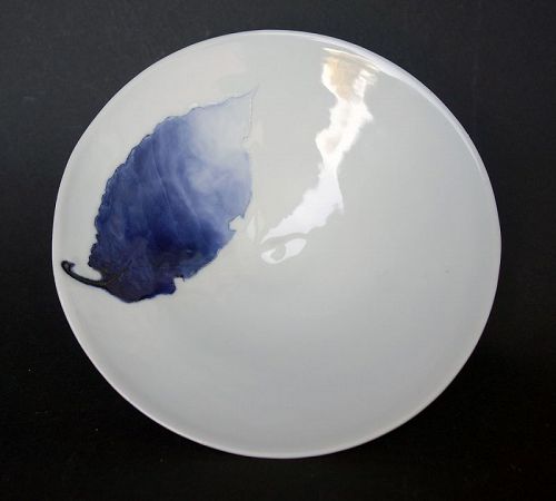 Exceptional Hira-chawan, Macha tea bowl, Porcelain Master Kato Iwao