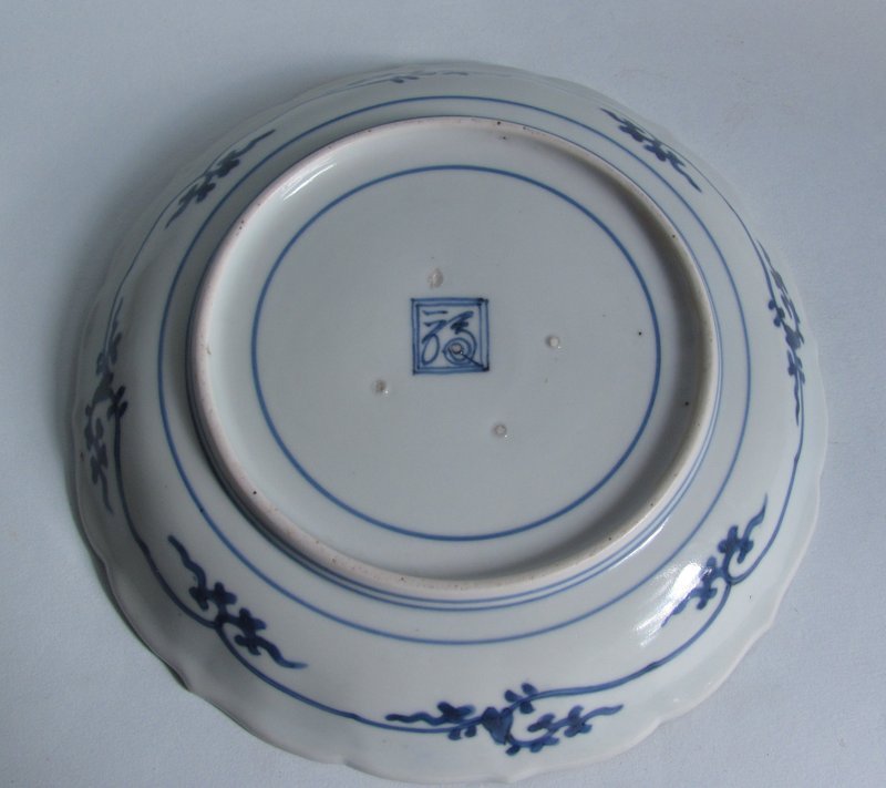Fine Kakiemon “Tale of Ise” Dish c.1680