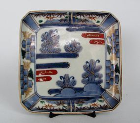 Fine Ko Imari Pines and Mist Pattern Square Dish c.1750