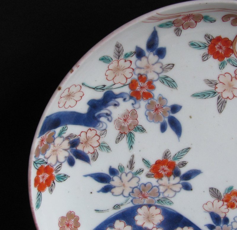 Ko Imari Cherry Blossom and Waves Plate c.1700