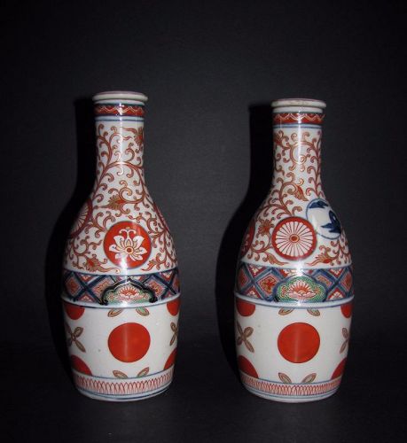 Pair Daishoji Imari Kenjo style Sake Bottles Meji