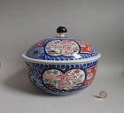 Large Imari Export Chinese Lions and Peonies Covered Bowl Early 18C