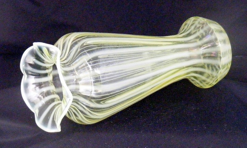 Fenton Vaseline Rib Optic Art Deco Shapely Glass Vase