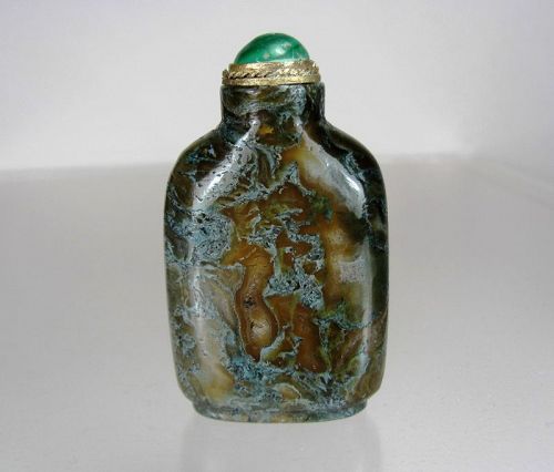 AMYGDALOIDAL BASALT Snuff Bottle, Qing Dynasty, 1780-1850