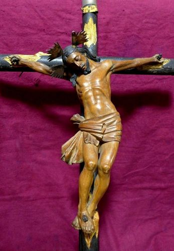 Magnificent Wooden Sculpture of Christ - Circa: Early 18 Century