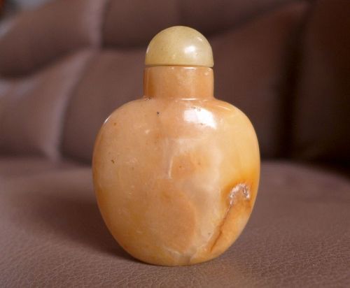 18th C. Chinese, NEPHRITE Chicken Bone or Calcified Jade SNUFF BOTTLE
