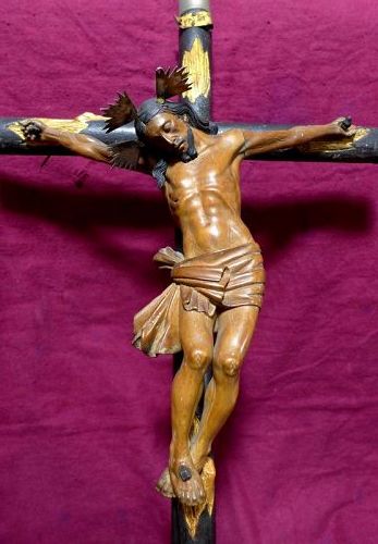Magnificent Wooden Sculpture of Christ - Circa: Early 18 Century