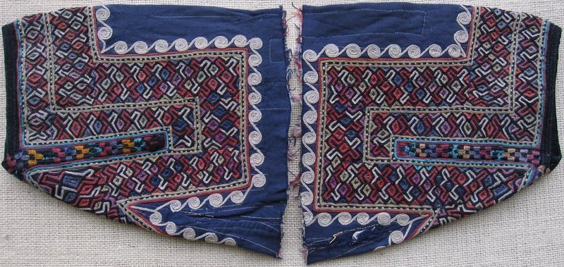 A pair of women's ankle bands from Turkmenistan