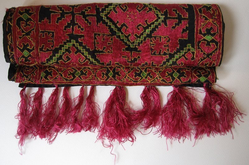 A woman's scarf from Hazara district, Pakistan