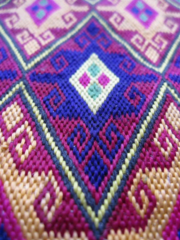 A vintage Hazara puttee in silk thread