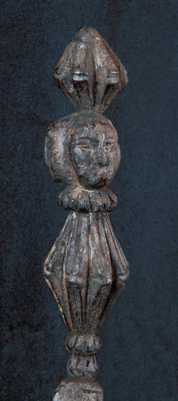 Antique shamanic wooden phurba, N° 29
