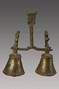 Double shamanic bell, bronze n°16, Himalaya, Nepal