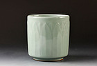 A Finely Crafted Celadon Tsutsu Chawan by Suwa Sozan the First