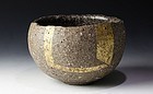 Haito Chawan with Gold Decoration by Sato Kazuhiko