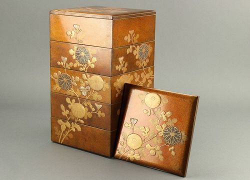 An Ornamental 5-Tier Jubako Lacquered Box