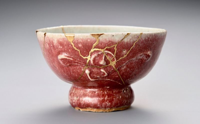 Cinnabar Glazed Tea Bowl w/ Gold Repair by Master Potter-Kawai Kanjiro