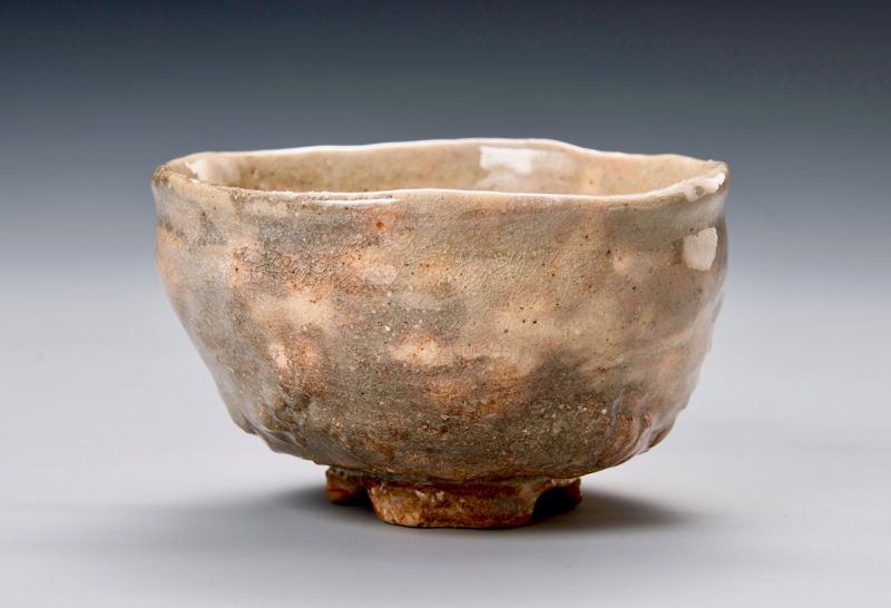 A Hagi Tea Bowl with Poetic Name Zui-un