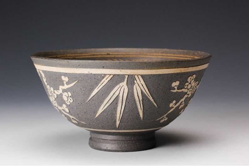 A Patterned Bowl from the Shinragi Kiln