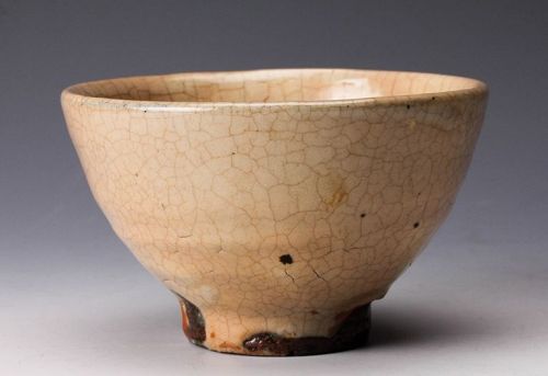 A Tamba-yaki Tea Bowl by Morimoto Tokoku (1901 - 1985)