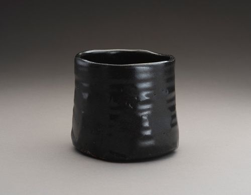 A Muromachi Period Seto-guro Tea Bowl