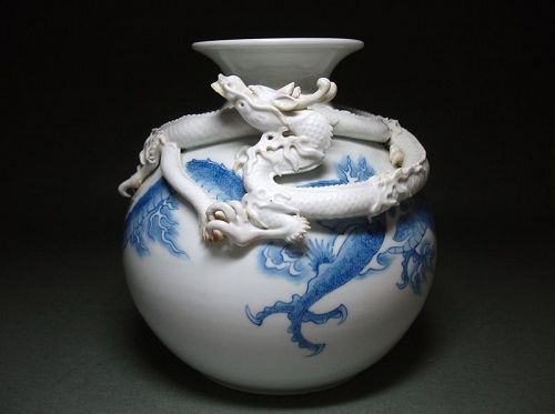 An Extraordinary Edo Period Hirado Cloud Dragon Vase