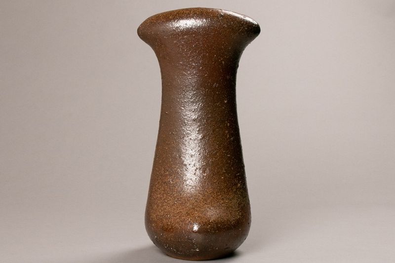 A Large Bizen Vase by Contemporary Artist Kakurezaki Ryuichi