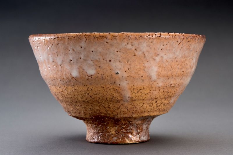 An Ido Hagi Chawan by Hatano Zenzo