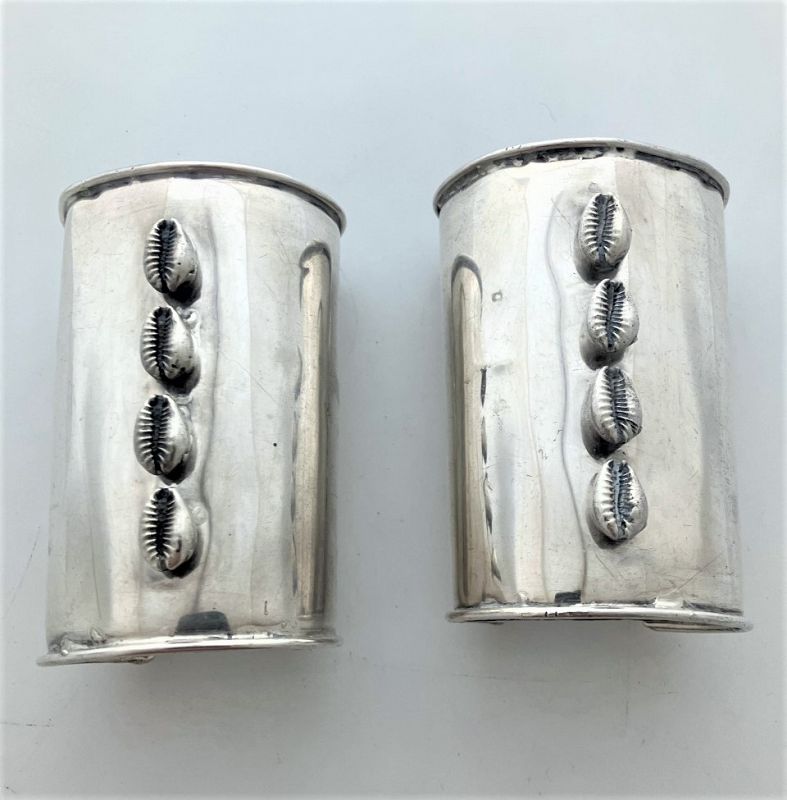 V. Wilson Modern Sterling Silver Handwrought Pair of Cuff Bracelets