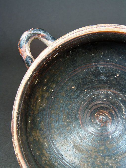Large Greek Ionian Type Kylix, South Italy, circa 550 BC