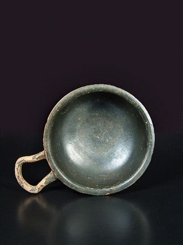 Single-handled Apulian Cup, around 350 BC