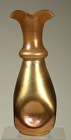 Early Steuben Aurene Vase