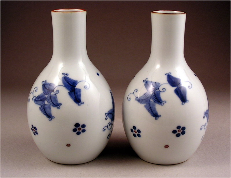 Fine Sometsuke Porcelain Tokkuri by Seifu Yohei III