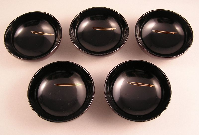 Attractive Fine Japanese Vintage Makie Covered Bowl Set of 5 pcs